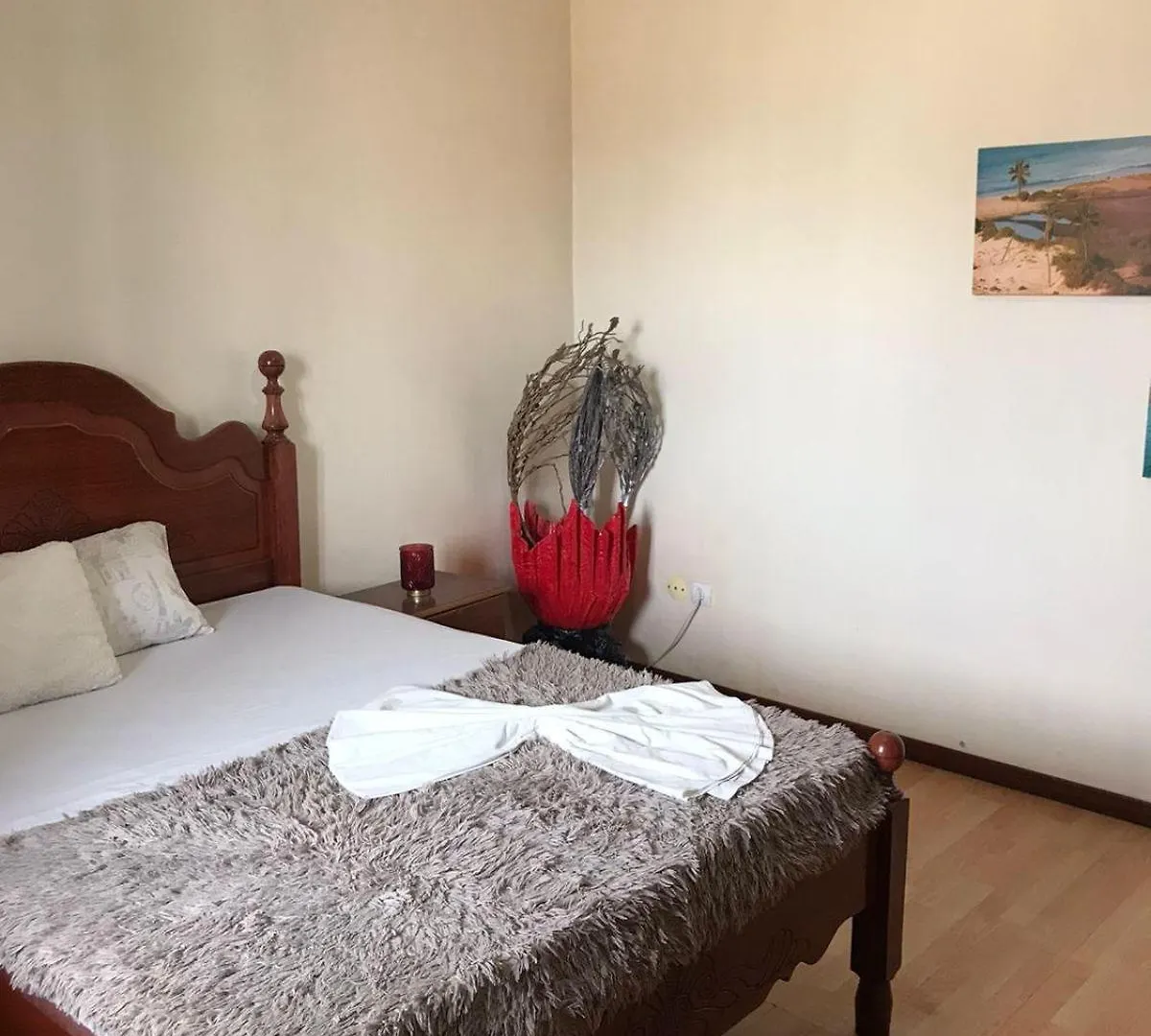 Tarrafal House
