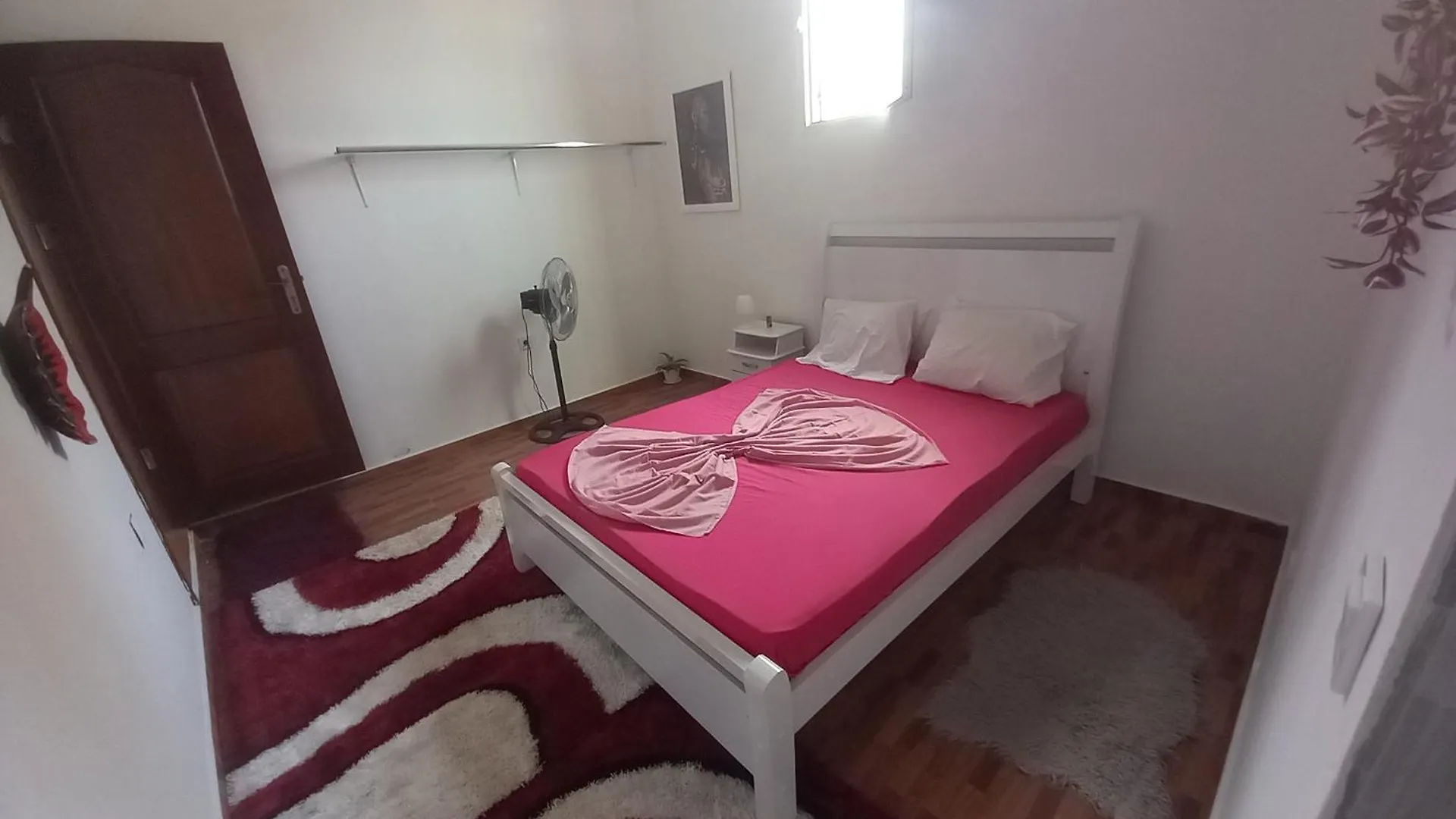 Semesterbostad Tarrafal House